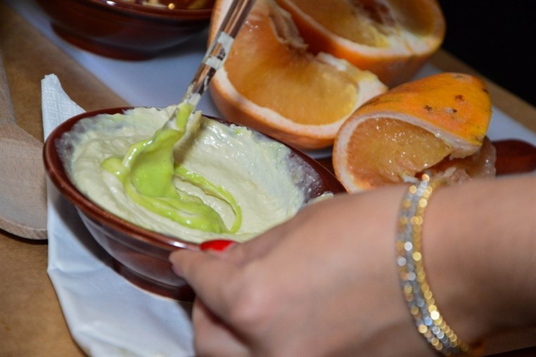 The Hummus Game 